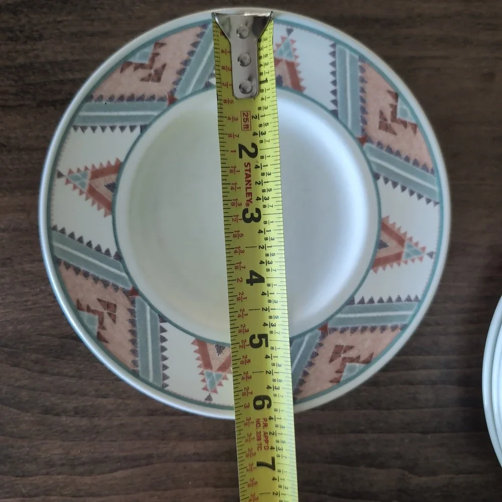Mikasa Intaglio Santa Fe Bread Plates Butter 7.25